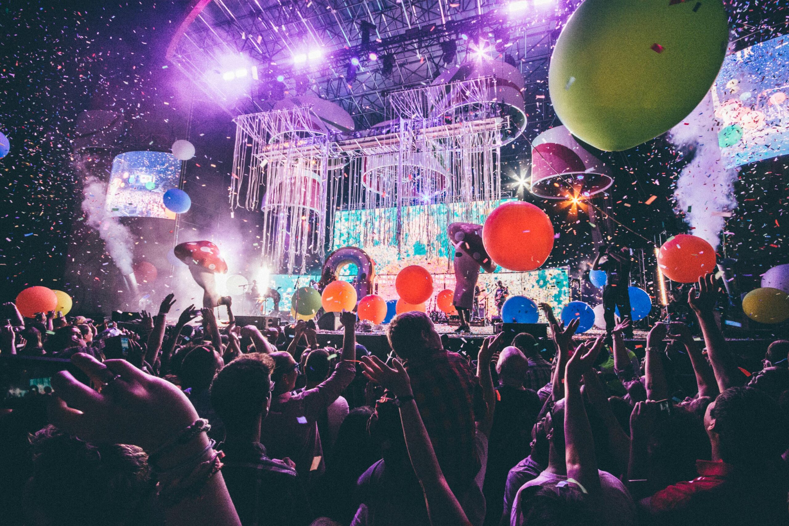 The Ultimate Guide to Summer Music Festivals: A Journey Through Sound and Culture